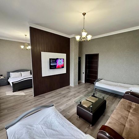 Capital Hotel エレバン エクステリア 写真